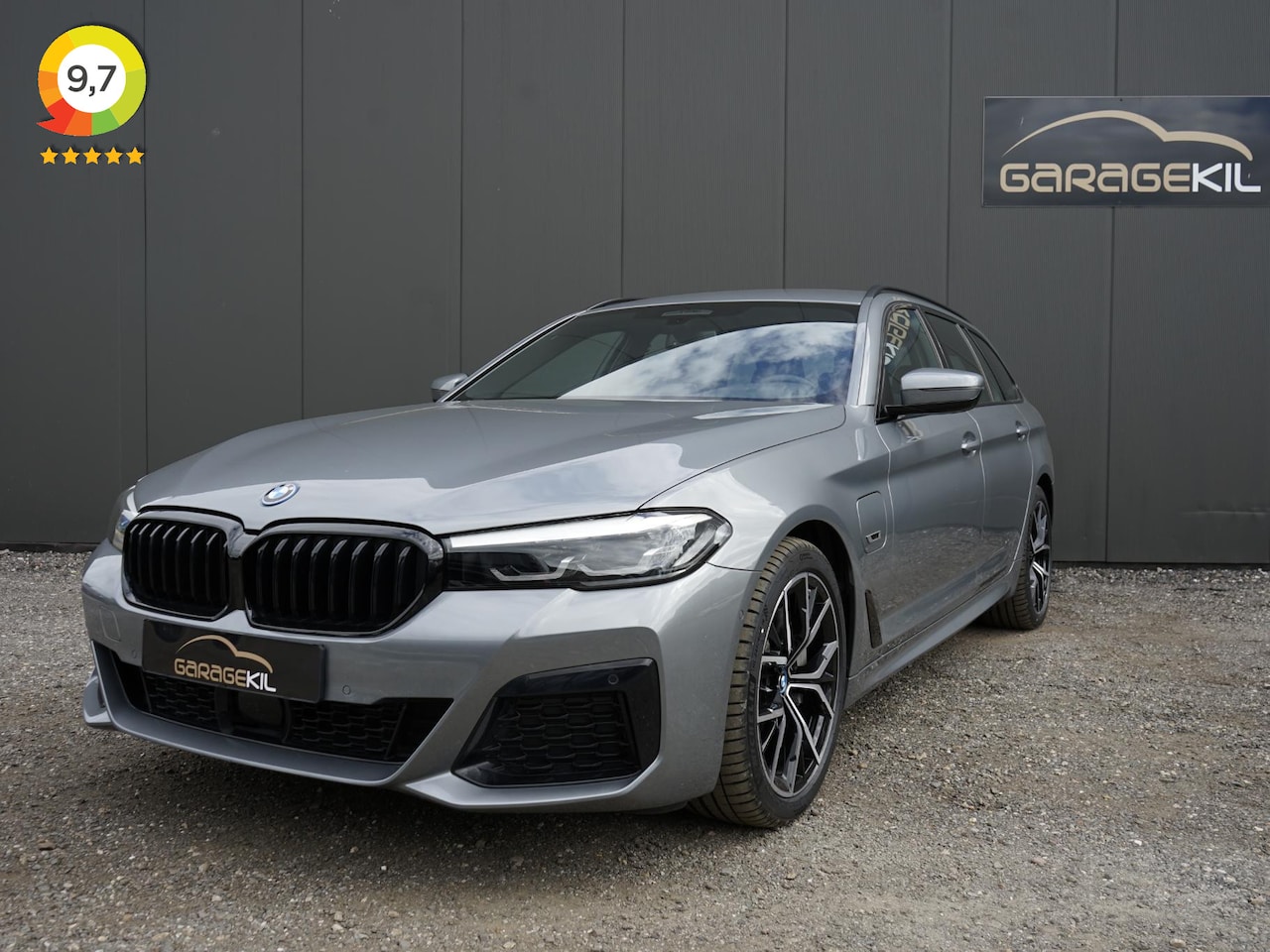 BMW 5-serie Touring - 530e xDrive M-Sport 1e eig. / Dealeronderh. / HiFi / Trekhaak / Active Guard / Lederen bek - AutoWereld.nl