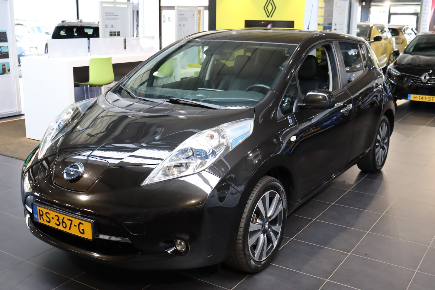 Nissan LEAF - Business Edition 30 kWh Business Edition 30 kWh - AutoWereld.nl