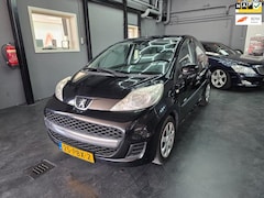 Peugeot 107 - 1.0-12V Millesim 200 Nap AIrco Carplay