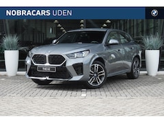 BMW X2 - sDrive20i M Sport Automaat / Trekhaak / Sportstoelen / Achteruitrijcamera / M Adaptief ond