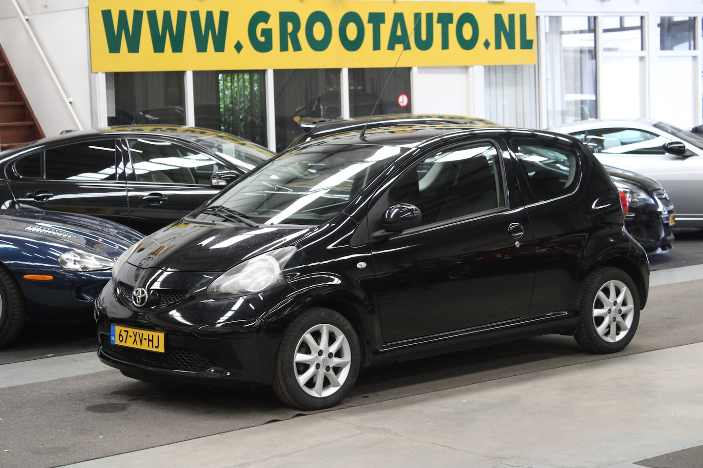 Toyota Aygo - 1.0-12V + Airco, Isofix, 5 Deurs - AutoWereld.nl