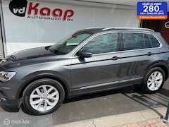 Volkswagen Tiguan - 1.5 TSI ACT Highline VIRTUEEL DASH ELE, KLEP LANE FRONT ASSIST ETC