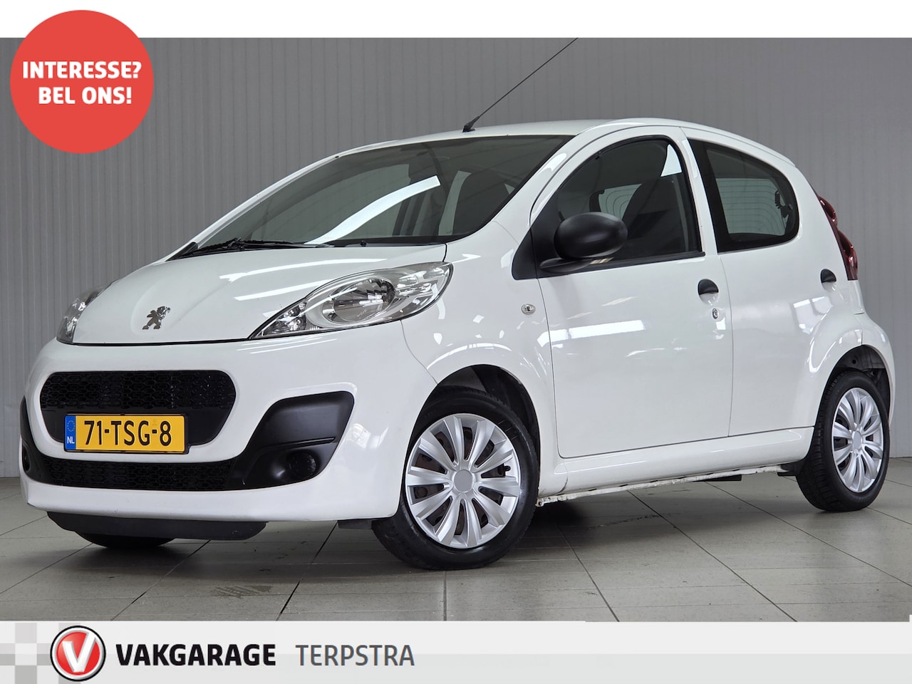 Peugeot 107 - 1.0 Access Accent /AIRCO! /5-Drs! /Radio-CD /AUX /Stuurbekrachtiging /Bumpers in kleur /Ai - AutoWereld.nl