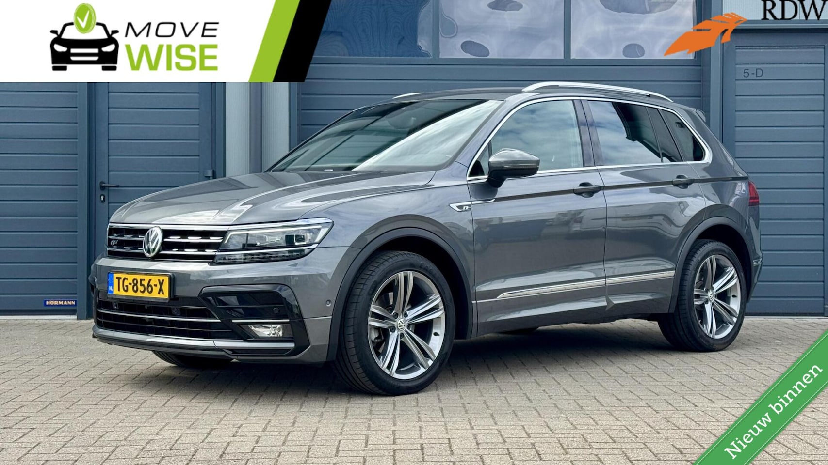 Volkswagen Tiguan - 1.4 TSI 150pk 4Motion Highline | R Line | Automaat | Virtual Dash. | Trekhaak | 1e Eigenaa - AutoWereld.nl