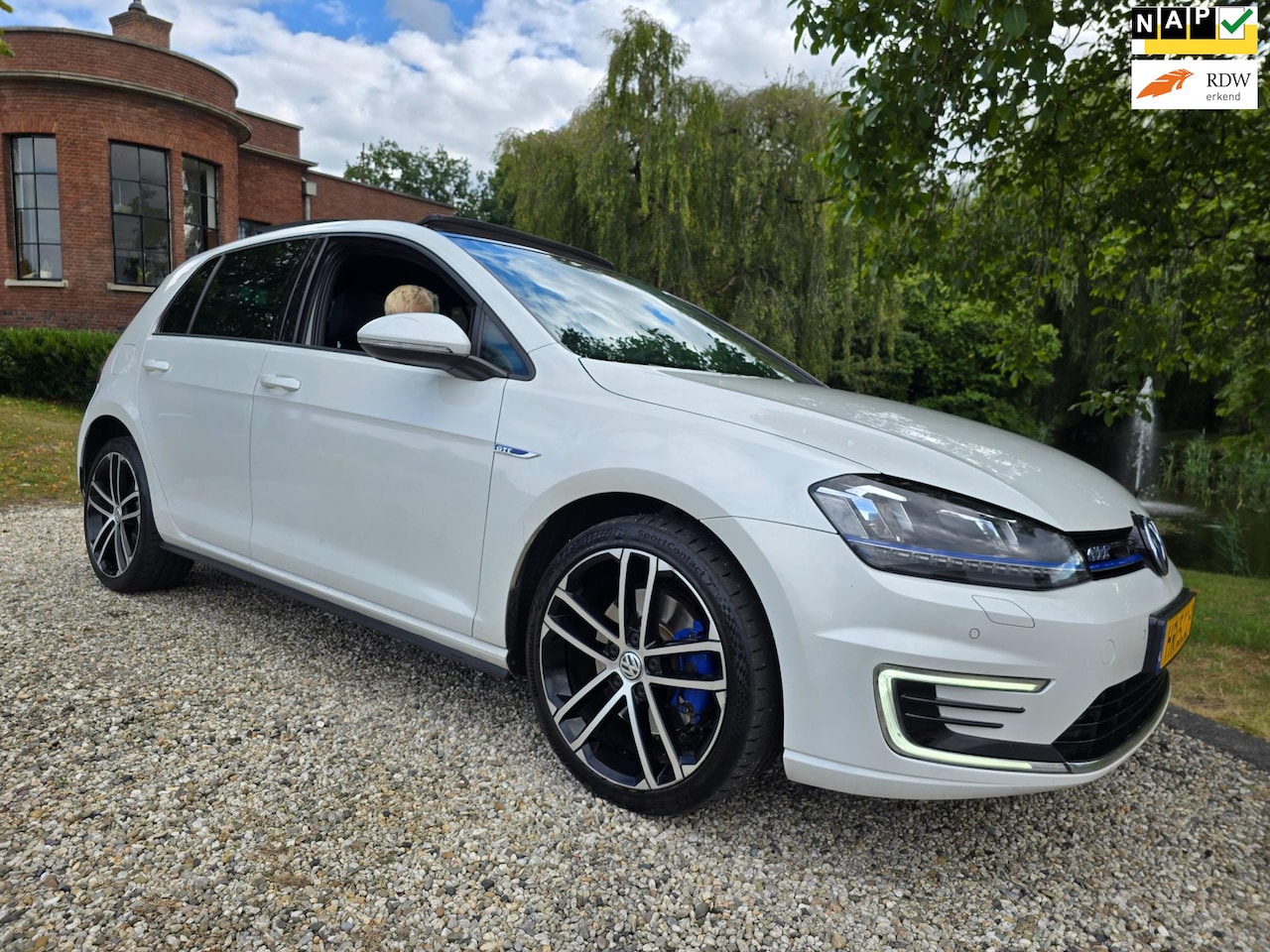 Volkswagen Golf - 1.4 TSI GTE 1.4 TSI GTE - AutoWereld.nl