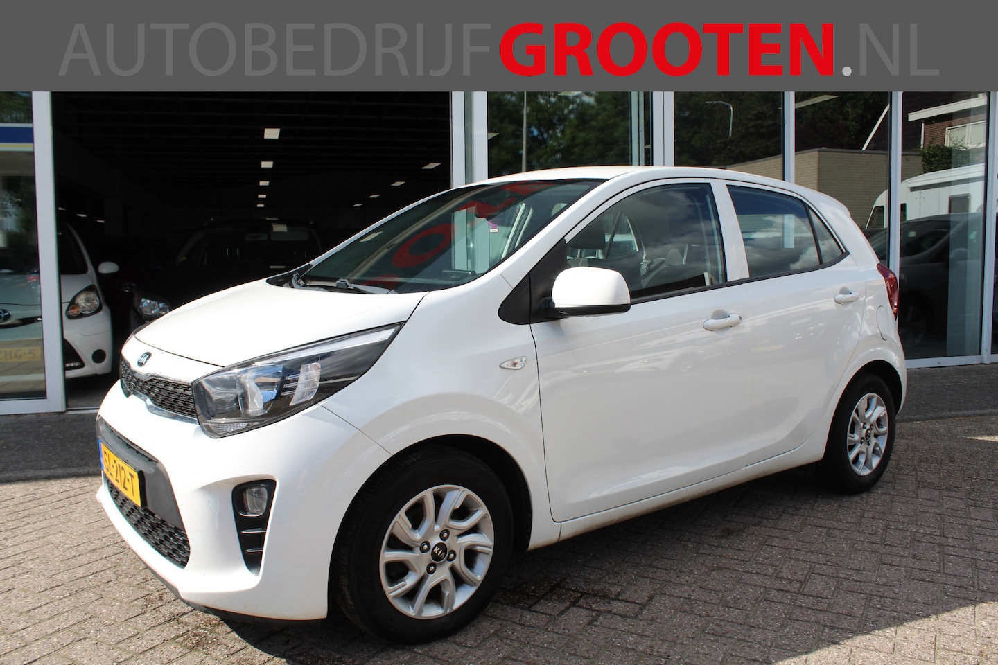 Kia Picanto - 1.0 CVVT ComfortPlusLine Navigator 1.0 CVVT ComfortPlusLine Navigator - AutoWereld.nl