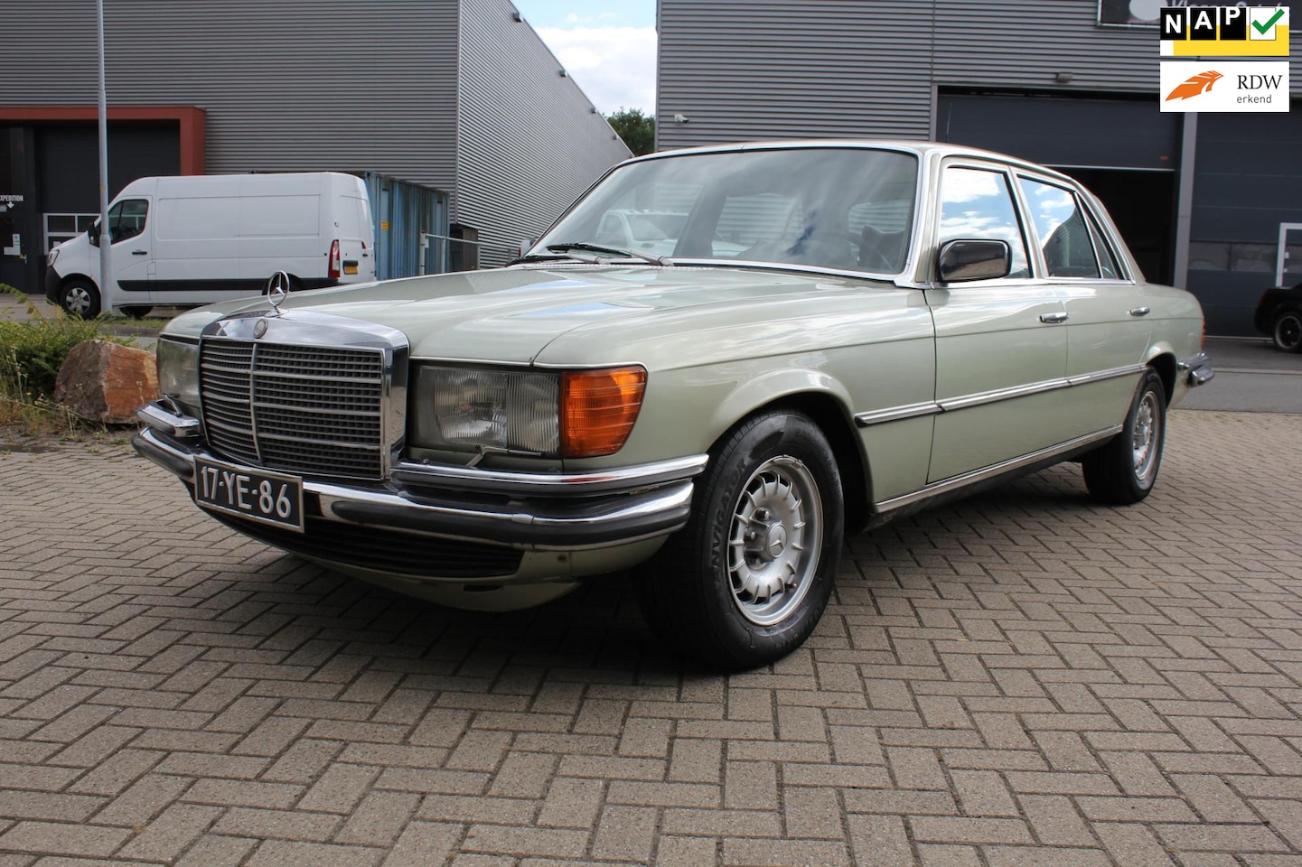 Mercedes-Benz S-klasse - 450 SEL 6.9 V8 - AutoWereld.nl
