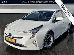 Toyota Prius - 1.8 Dynamic Navigatie, Dodehoekdetectie, Stoelverwarming, Privacy glass, Head-up display,