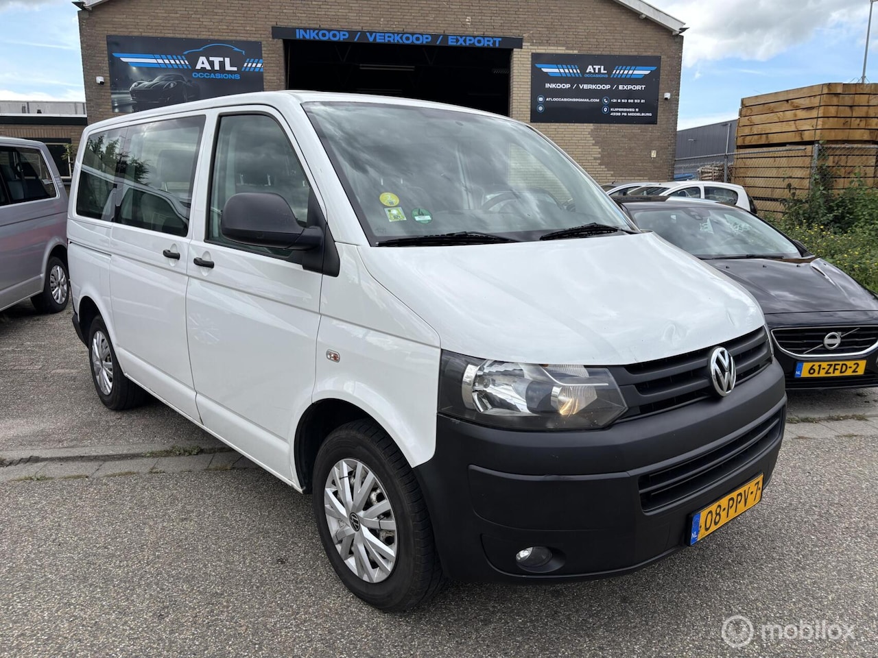 Volkswagen Transporter Kombi - 2.0 TDI L1H1 Trendline Baseline 2.0 TDI L1H1 Trendline Baseline - AutoWereld.nl