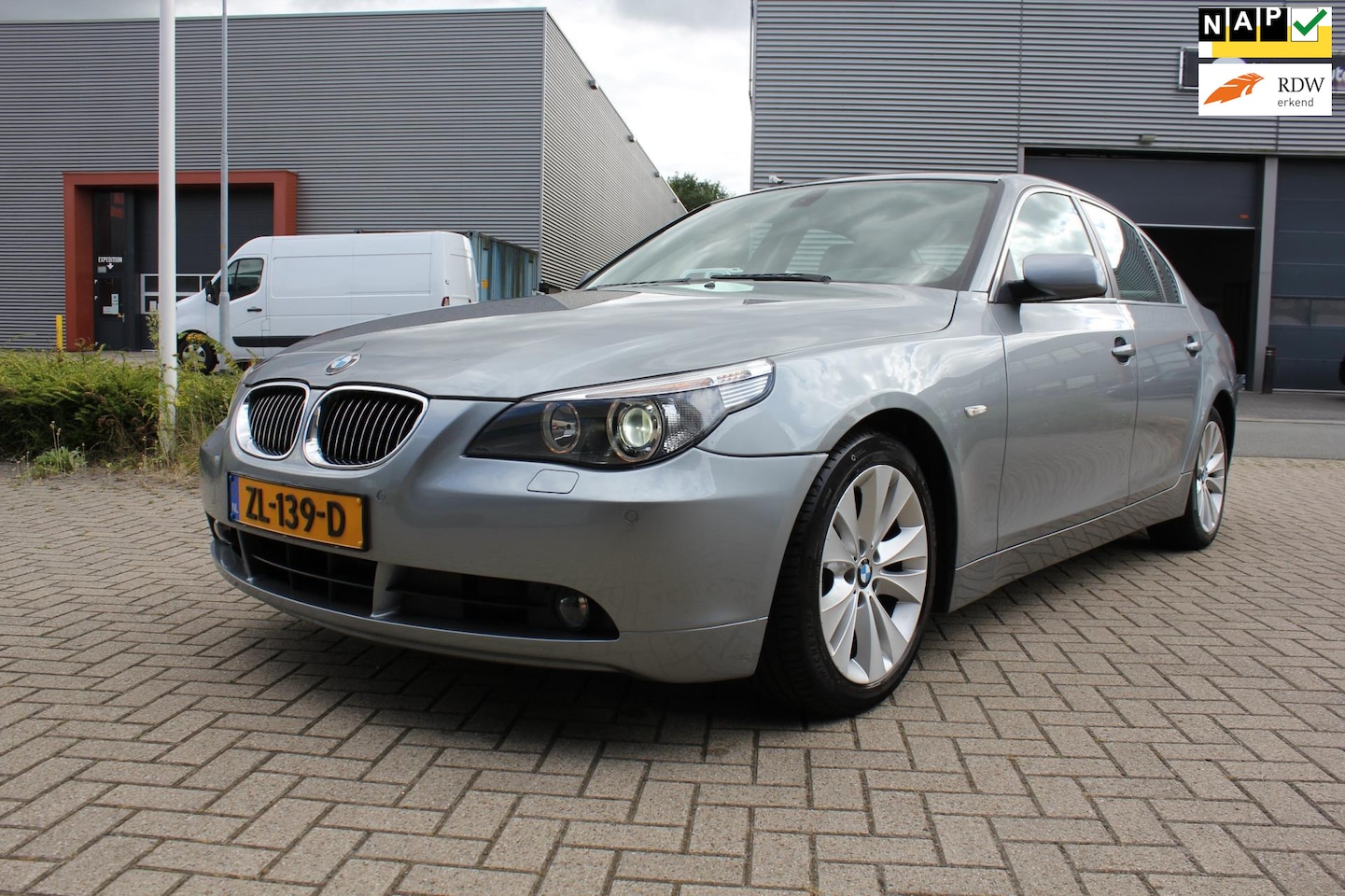 BMW 5-serie - 545i V8 Yountimer plaatje van een auto - AutoWereld.nl