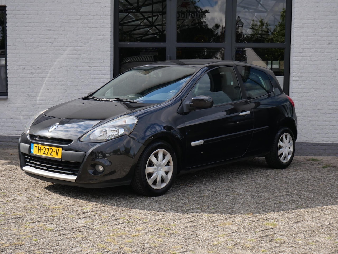 Renault Clio - 1.2 TCe Authentique Airco Nieuwe apk - AutoWereld.nl