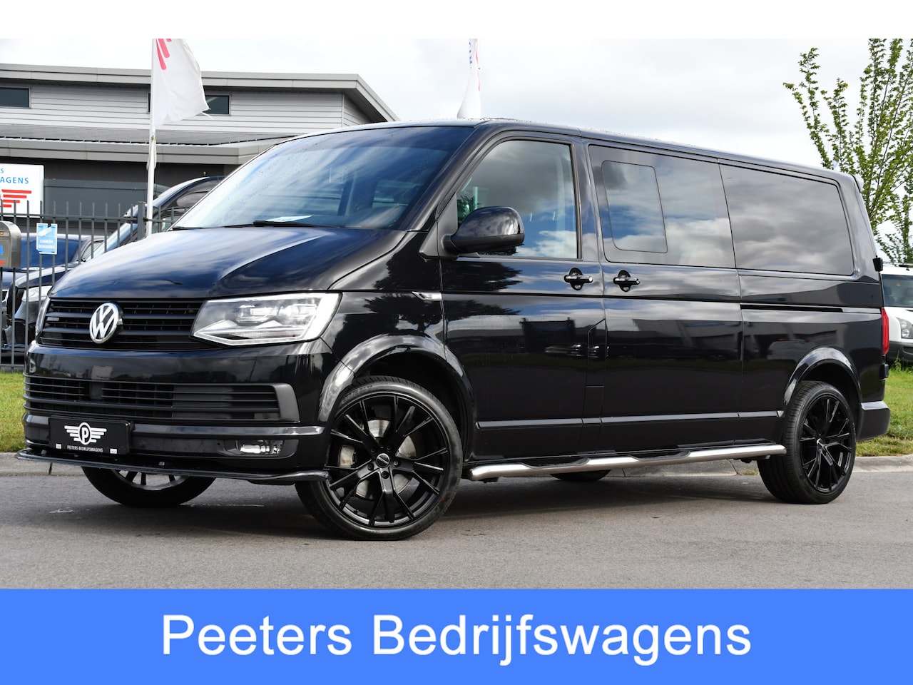 Volkswagen Transporter - 2.0 TDI L2H1 DC 4Motion Highline Adaptieve Cruise, LED, 204pk, Automaat, 4x4, Leder, Multi - AutoWereld.nl