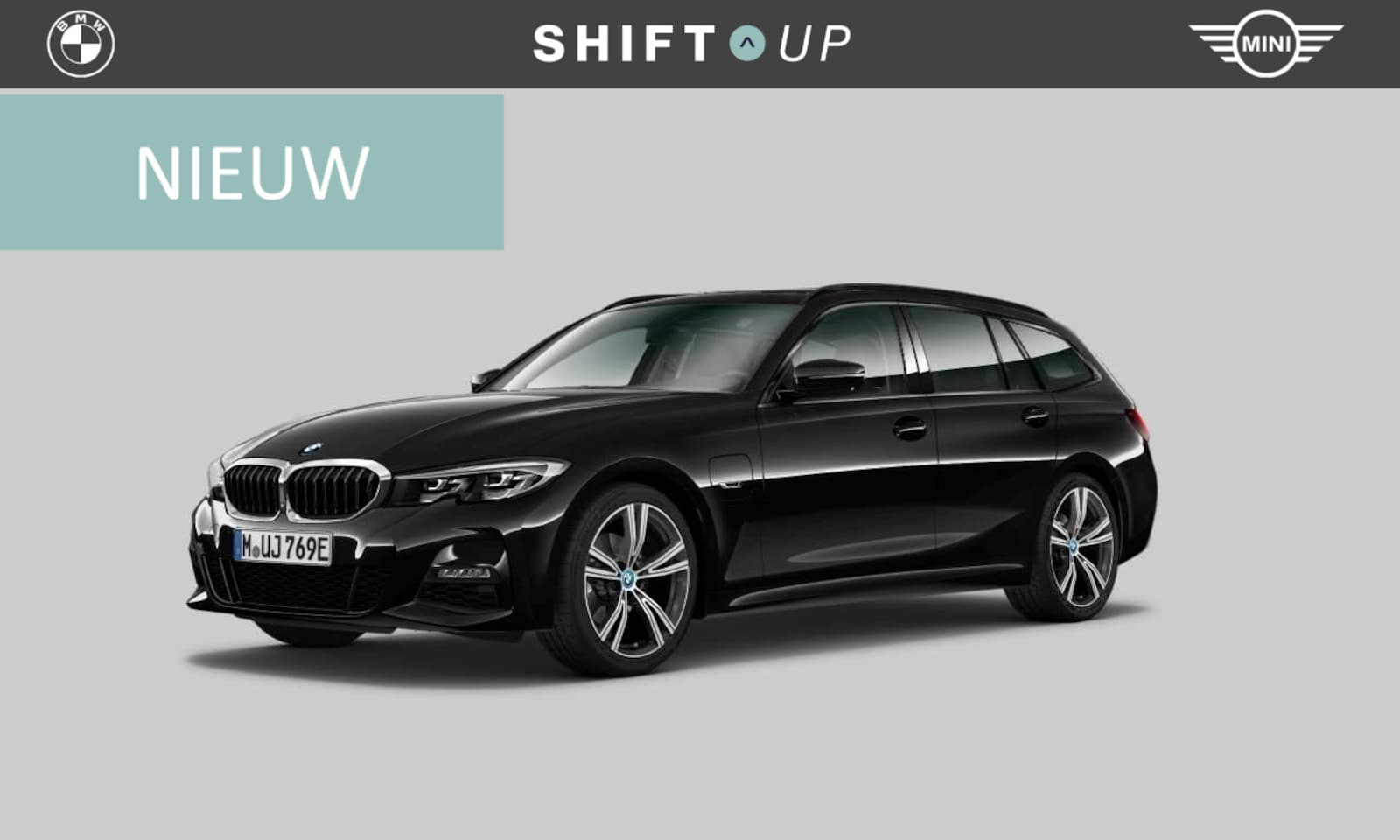 BMW 3-serie Touring - 330e xDrive M-Sport | Panoramadak | Harman Kardon | Elektr. Trekhaak - AutoWereld.nl