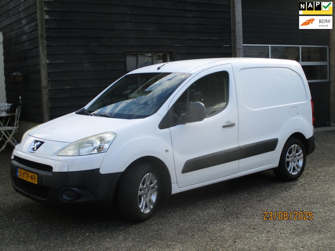 Peugeot Partner - 1.6 HDI, 3 Pers. uitv, nette auto MARGE - AutoWereld.nl