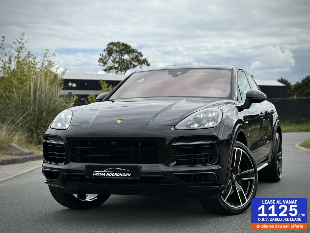 Porsche Cayenne Coupé - 3.0 E-Hybrid SportDesign|Sport Chrono|Burmester® |Softclose doors|Camera 360°|AppleCarplay - AutoWereld.nl