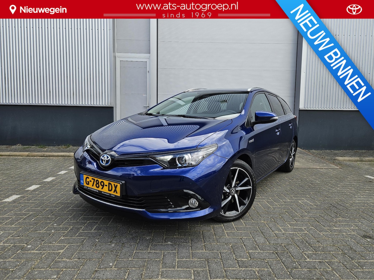 Toyota Auris Touring Sports - 1.8 Hybrid Dynamic Ultimate | Uniek slechts 27.000 km | 1e Eigenaar en Org NL | Nieuwstaat - AutoWereld.nl