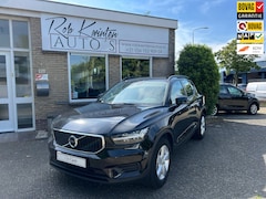 Volvo XC40 - 1.5 T2 Momentum