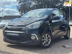 Hyundai i10 - 1.0i FIFA World Cup AIRCO STUUR/STOELVERW. APK 04-2027