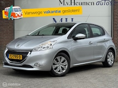 Peugeot 208 - 1.2 2014 Cruise Airco Bluetooth Navigatie