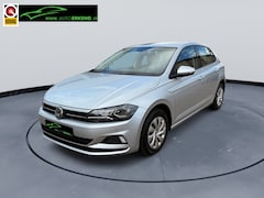 Volkswagen Polo - 1.0 TSI Comfortline Nieuw binnen