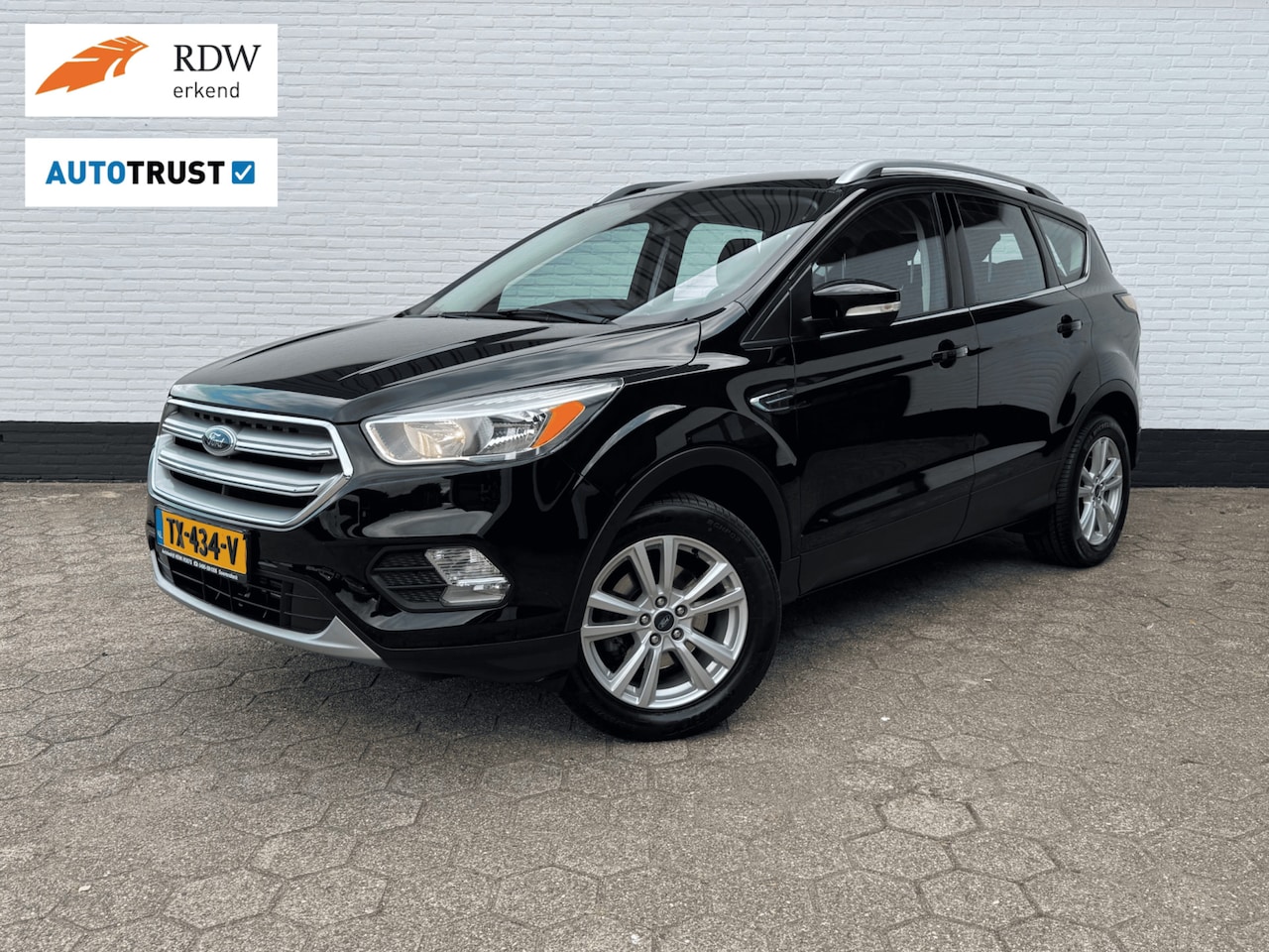 Ford Kuga - 1.5 EcoBoost Trend CRUISE l CLIMA l TOPSTAAT! - AutoWereld.nl