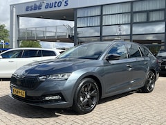 Skoda Octavia Combi - 1.0 e-TSI Automaat Business Edition Navigatie Trekhaak Camera Virtual Cockpit Carplay Adap