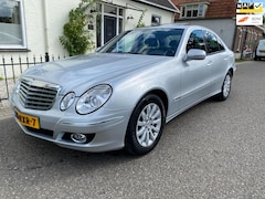 Mercedes-Benz E-klasse - 200 K. Aut, Elegance, Youngtimer, Nieuwstaat, Mindervalide, Schuifdak