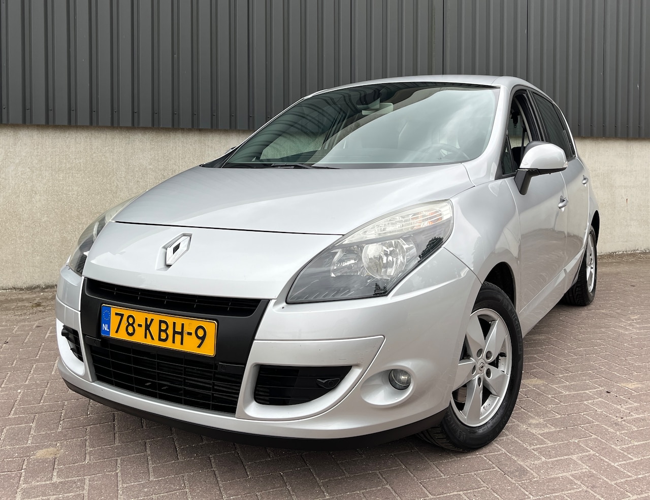 Renault Scénic - 1.4 TCe Dynamique Apk 05-2026 Navigatie Trekhaak - AutoWereld.nl