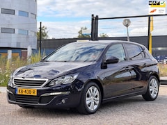 Peugeot 308 - 1.2 PureTech/pano/navi/psensor/trekhaak/boekjes/topstaat