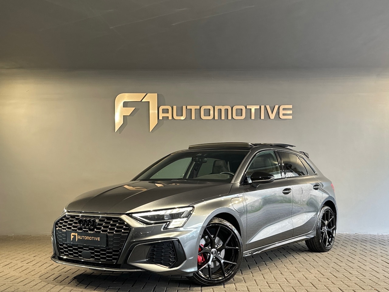 Audi A3 Sportback - 40 TFSI e S Line Pano|B&O|Sfeer|RS Seats - AutoWereld.nl