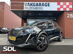 Peugeot 2008 - 1.2 PureTech Allure // LED // NAVI + CARPLAY // CAMERA // PDC // CLIMA
