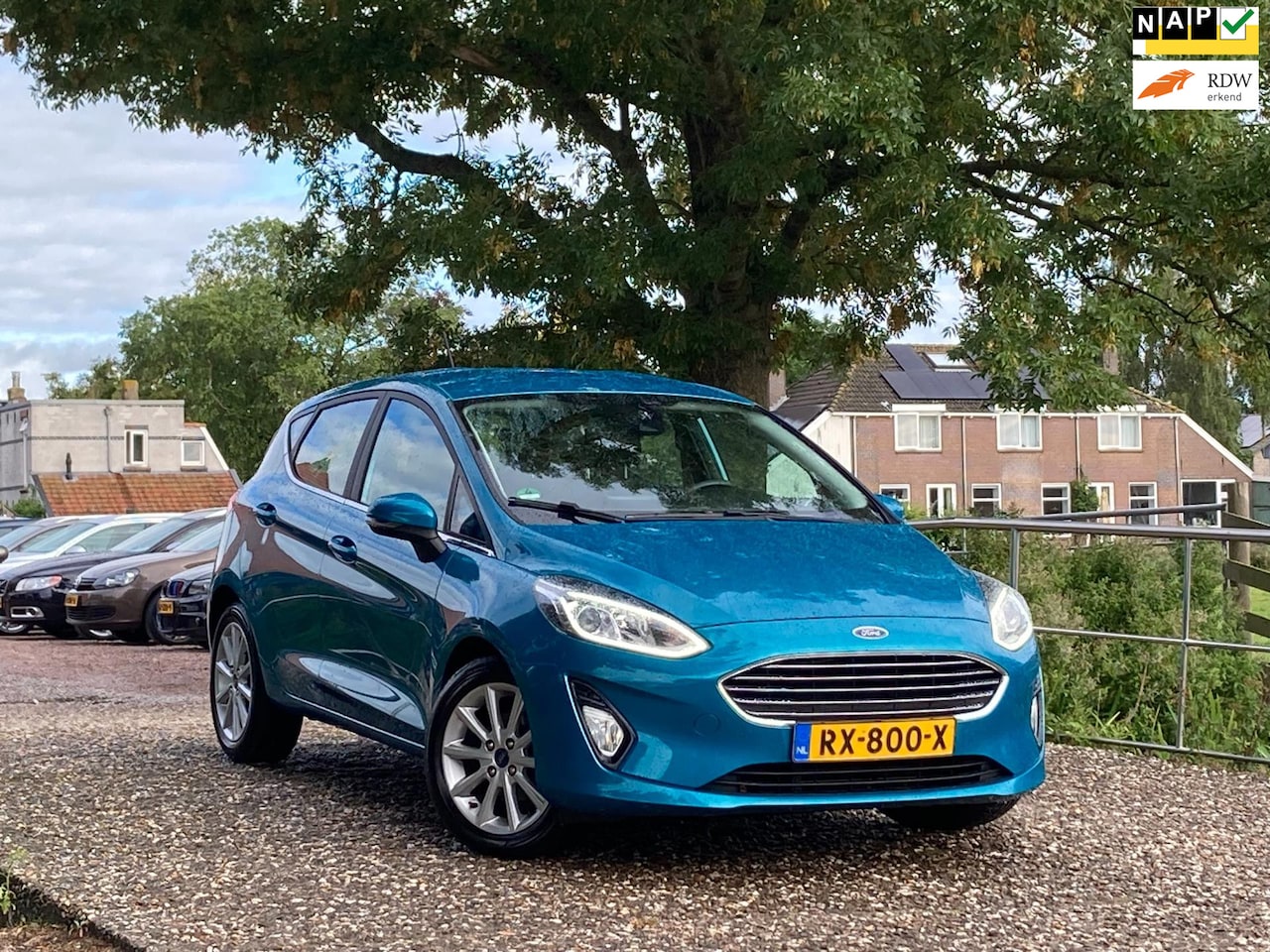 Ford Fiesta - 1.0 EcoBoost Titanium | Automaat | Carplay + Navi + Clima + Cruise nu €10.450,-!! - AutoWereld.nl
