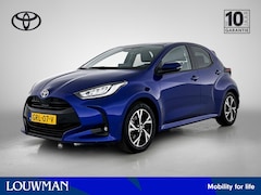Toyota Yaris - 1.5 Hybrid 115 First Edition | Navigatie | 16" Lichtmetalen velgen |