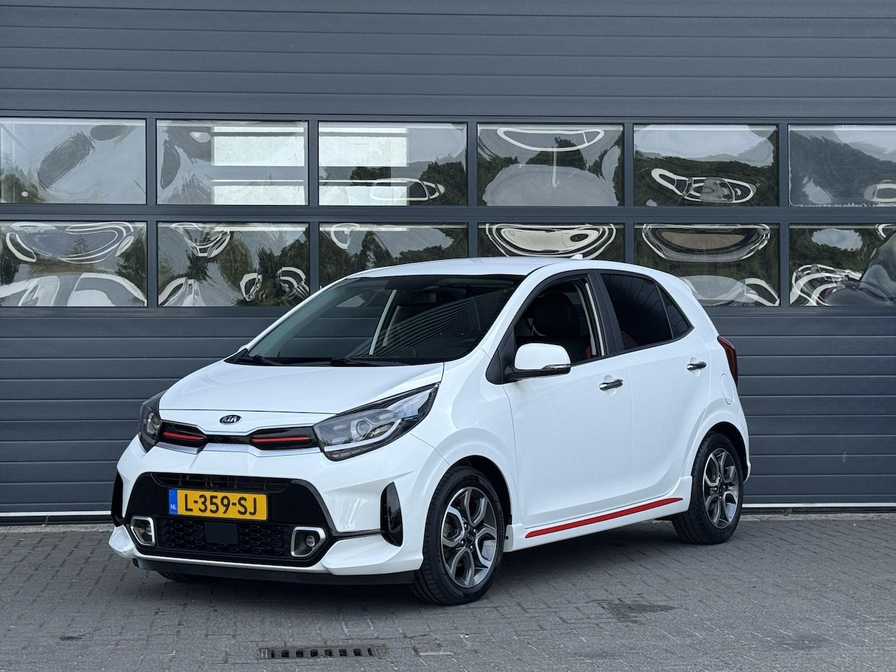 Kia Picanto - 1.0 DPI GT-LINE I APPLE CARPLAY I CRUISE CONTROL I V/D EERSTE EIGENAAR - AutoWereld.nl