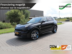 Lynk & Co 01 - 1.5 NL auto 360 camera 3d view panodak stoelverwarming carplay dab+ adaptive cruise contro