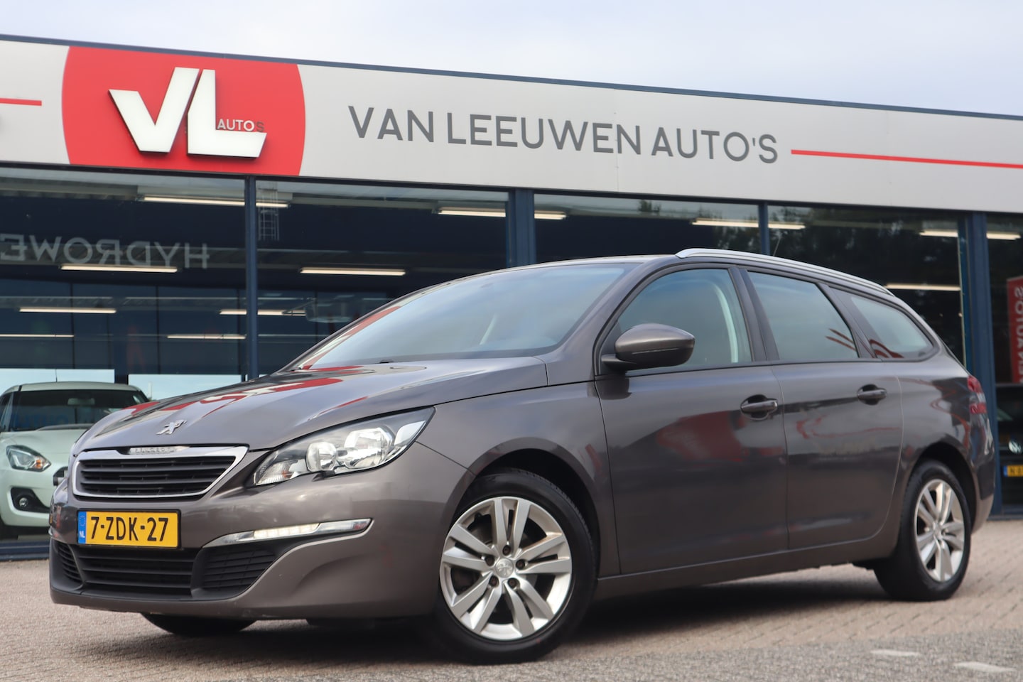 Peugeot 308 SW - 1.6 BlueHDI Blue Lease | Trekhaak | Cruise | Sensoren - AutoWereld.nl