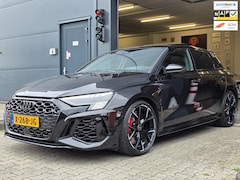 Audi RS3 - Sportback 2.5 TFSI RS3 / Pano / B&O / Matrix LED / Dealer onderhouden / Full options / HUD