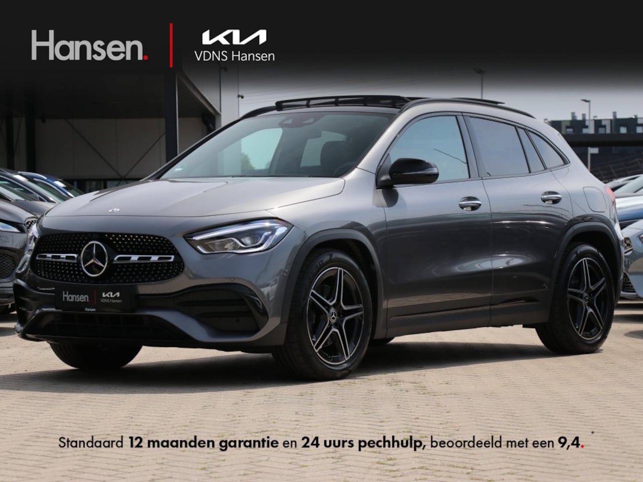Mercedes-Benz GLA-Klasse - 180 AMG Line I Panoramadak I Trekhaak I Leder I Widescreen - AutoWereld.nl