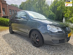Volkswagen Polo - 1.2-12V Comfortline AIRCO/cruise