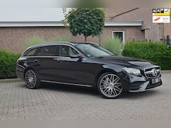 Mercedes-Benz E-klasse Estate - 400 4MATIC Premium Plus 333 PK Schuifdak Trekhaak Ambiance Leder Dealer o.h 20''