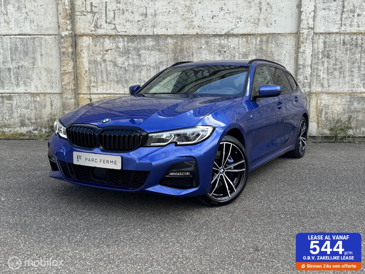 BMW 3-serie Touring - 330e Laser/Trekhaak/Headup/ACC/19 inch - AutoWereld.nl