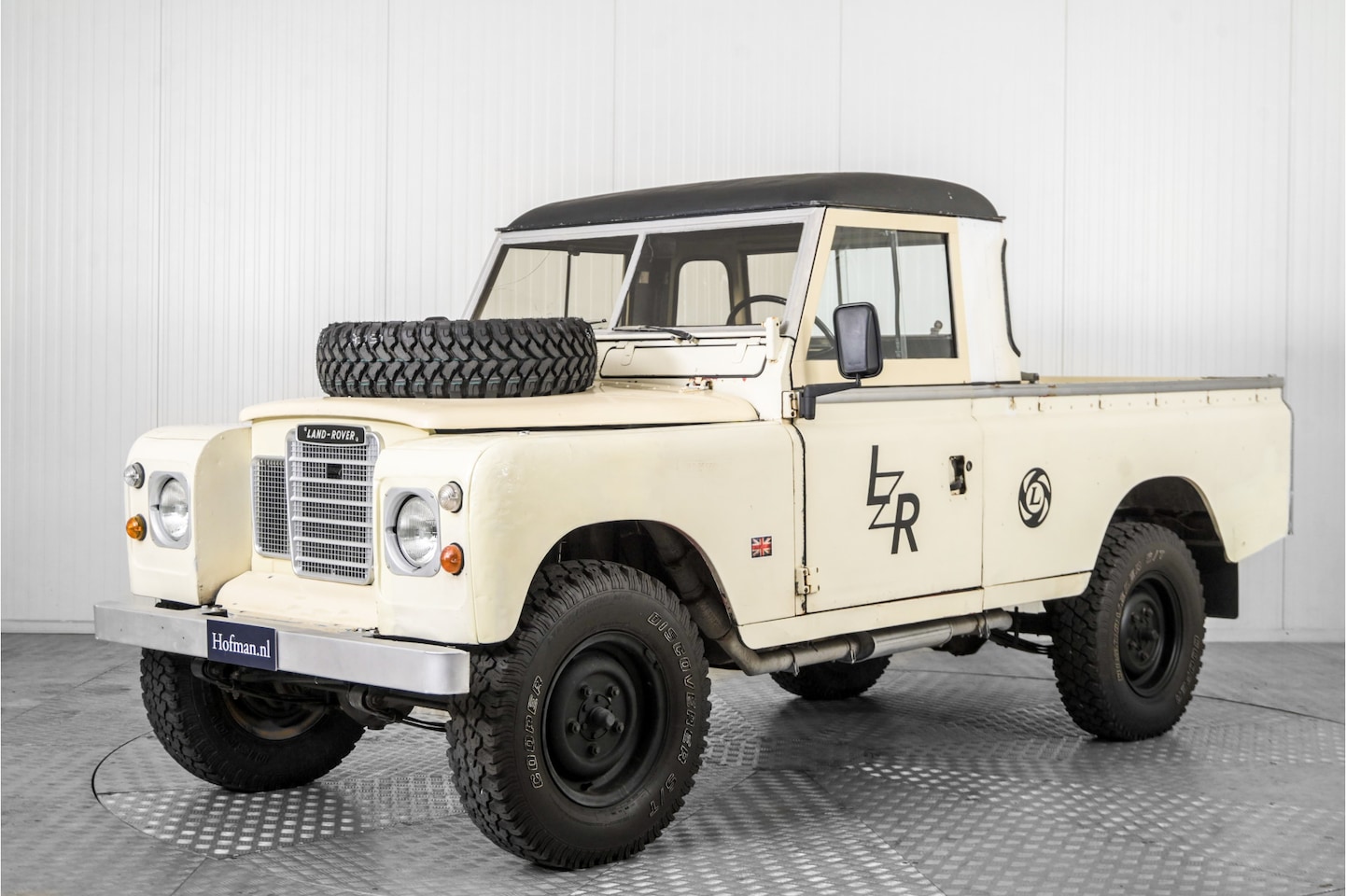 Land Rover 109 - serie III - AutoWereld.nl