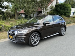 Audi Q5 - 2.0 TFSI quattro 252PK S-Line•Pano•Leder