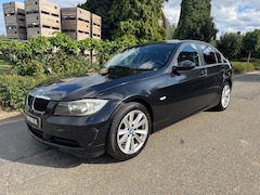 BMW 3-serie - 318i AIRCO / CRUISE / APK 7/2026 / LM VELGEN