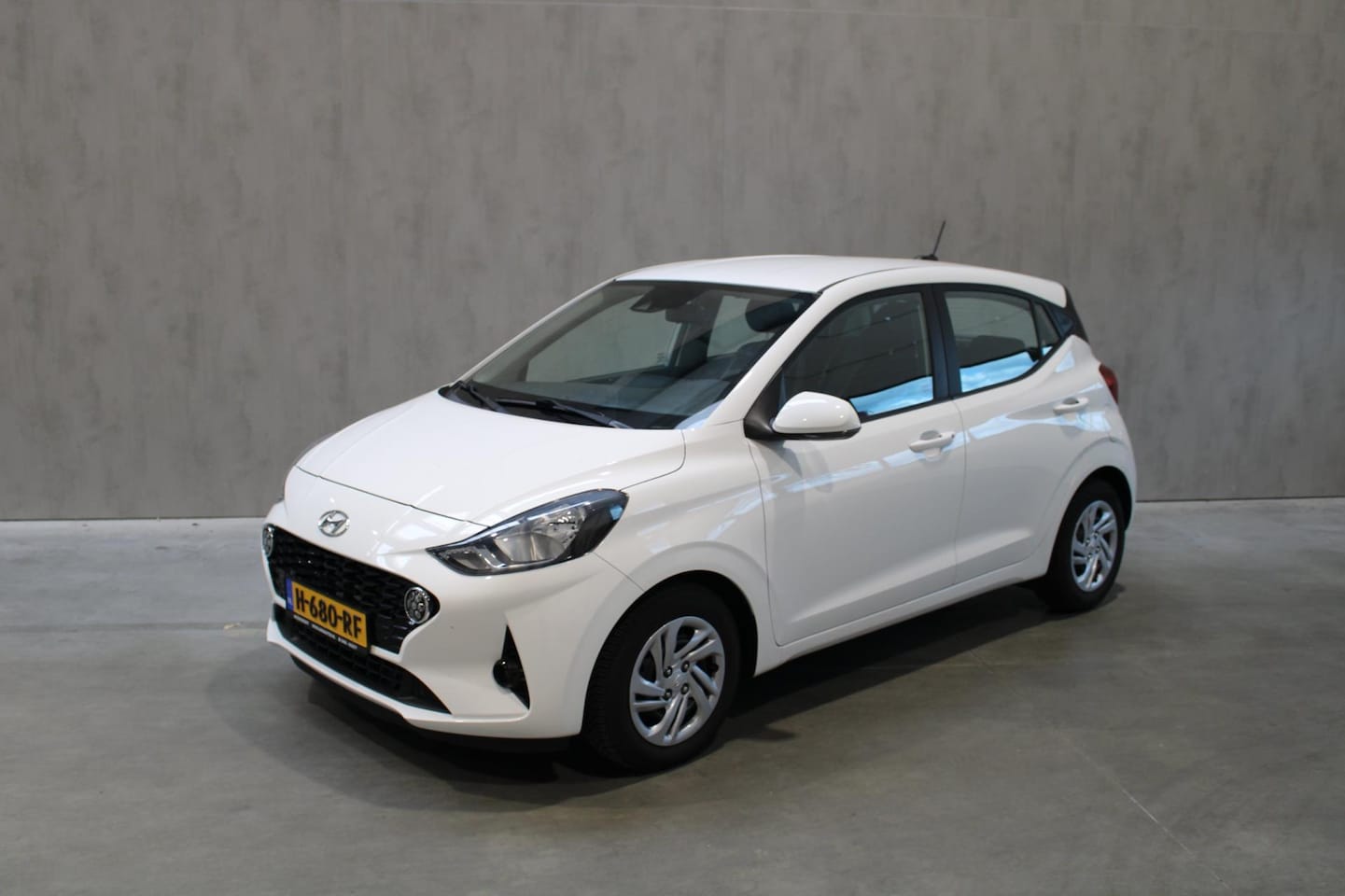 Hyundai i10 - 1.0 Comfort cruise controle apple carplay Rijklaar! - AutoWereld.nl
