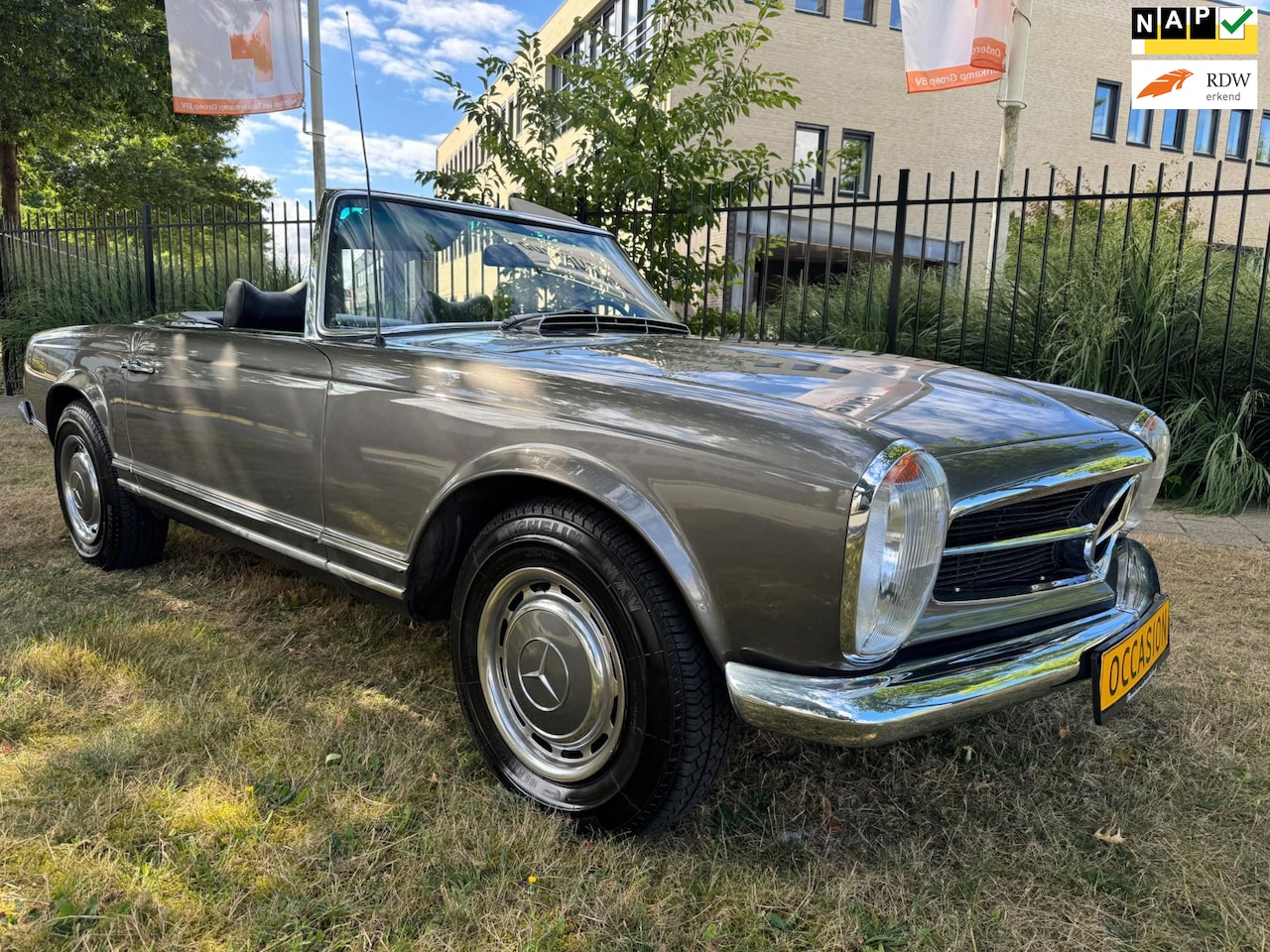 Mercedes-Benz SL-klasse Cabrio - 280 pagode automaat 1969 ( zonder gordels, in uitmuntende gerestaureerde staat incl hardto - AutoWereld.nl