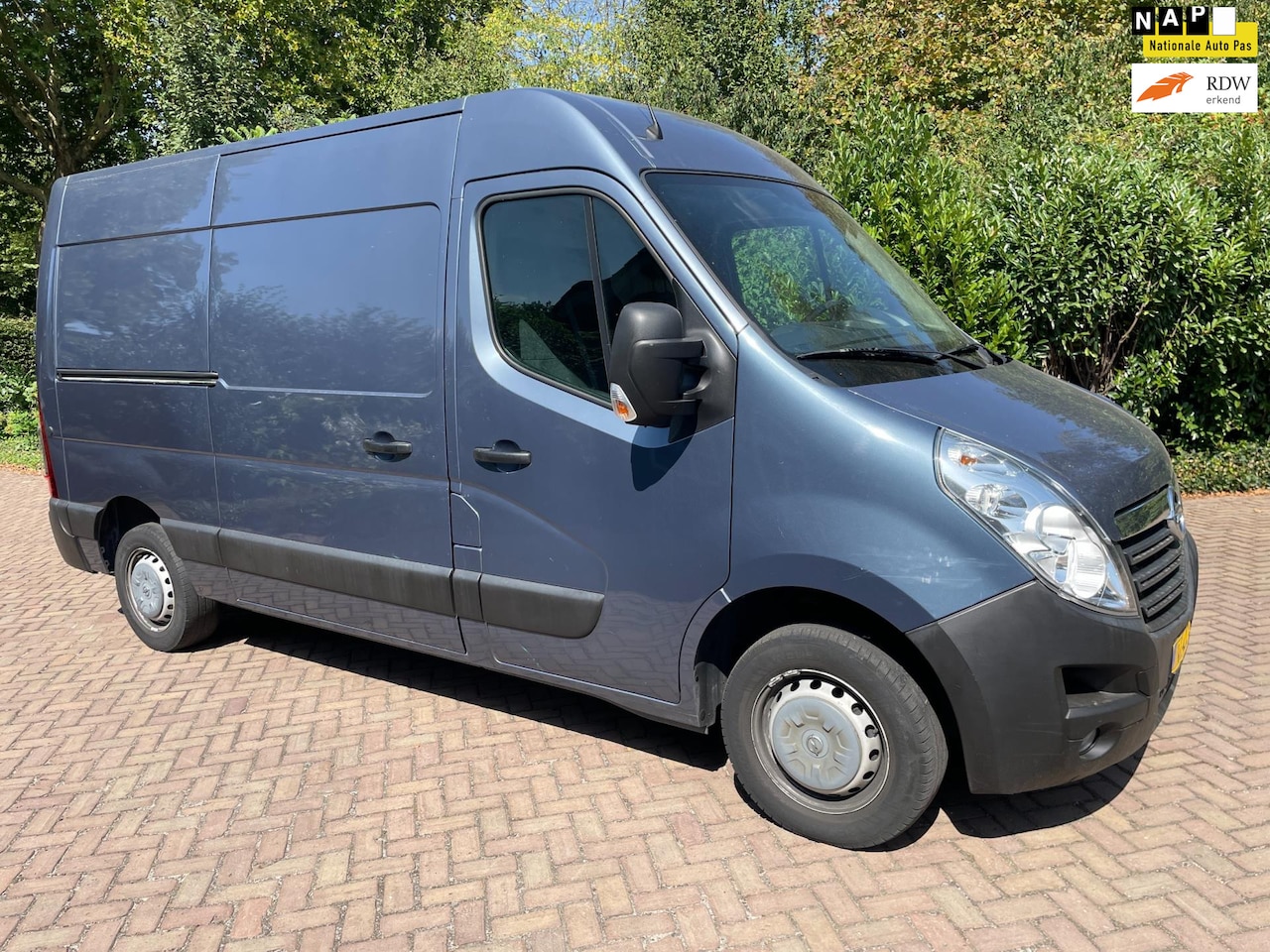 Opel Movano - 2.3 CDTI L2H2 airco cruise 111.000 km - AutoWereld.nl