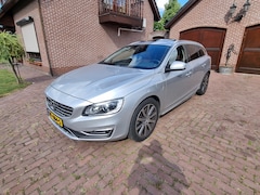 Volvo V60 - 2.4 D6 Twin Engine Summum AWD Twin Engine Full option