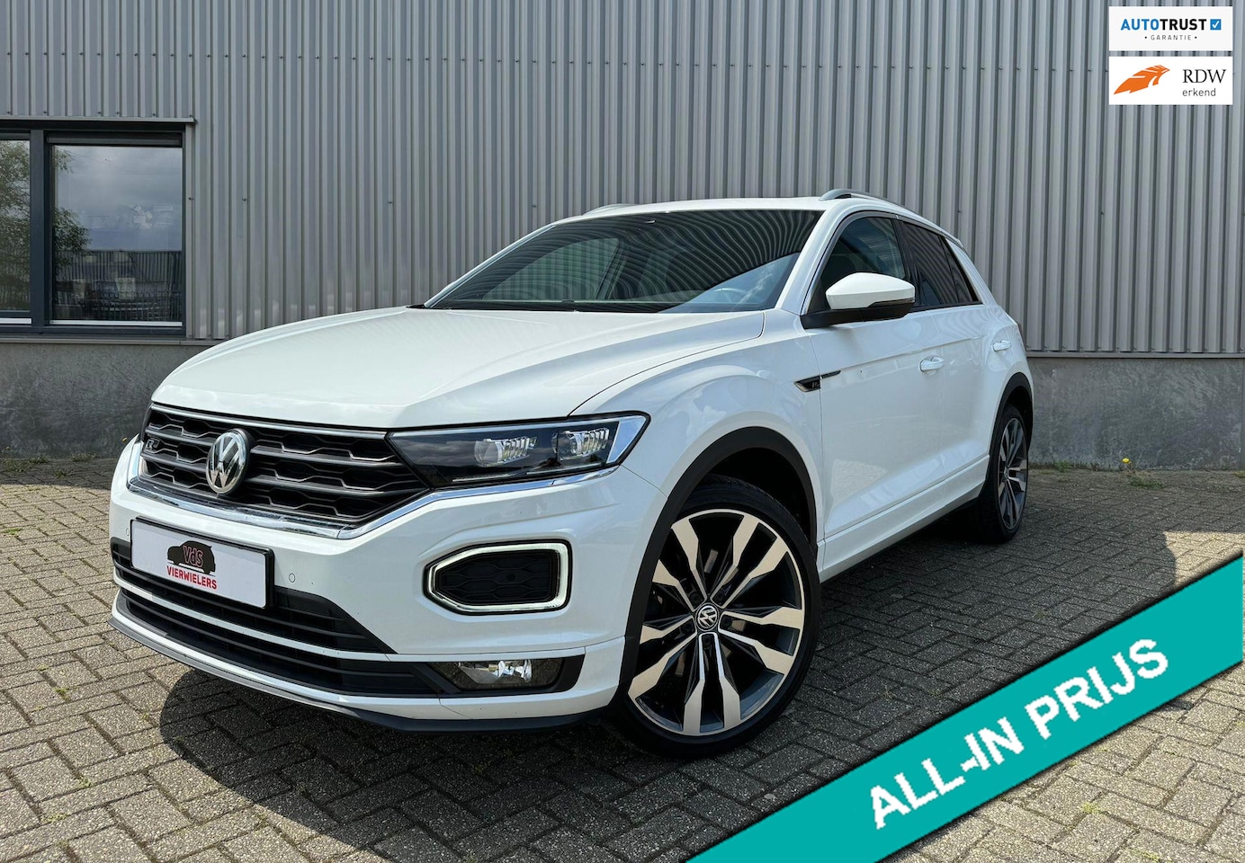 Volkswagen T-Roc - 2.0 TSI 4Motion 190pk DSG Automaat 4Motion 3x R-Line Sport Business R Camera Airplay Full - AutoWereld.nl