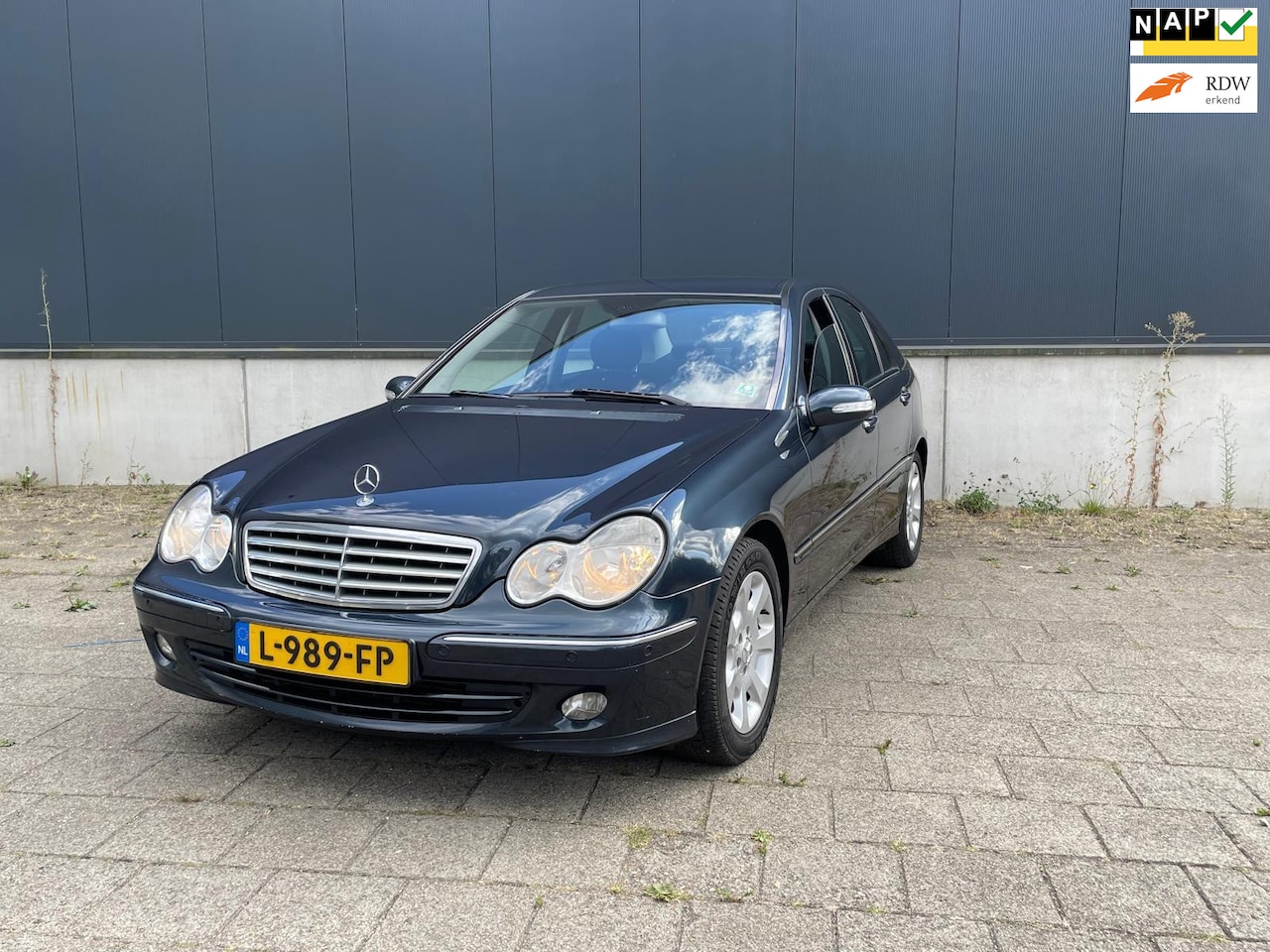 Mercedes-Benz C-klasse - 200 CDI 200 CDI ,nette auto,nieuwe apk+beurt - AutoWereld.nl